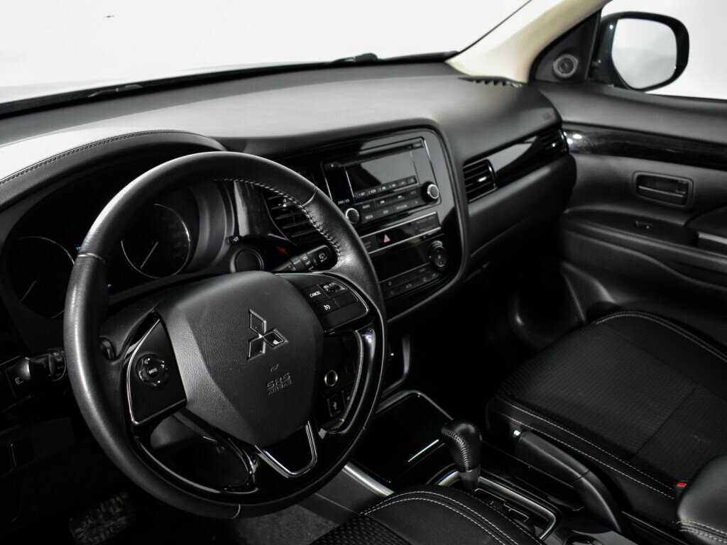 Mitsubishi Outlander, 2019 - 87 000 км. | Фото №7