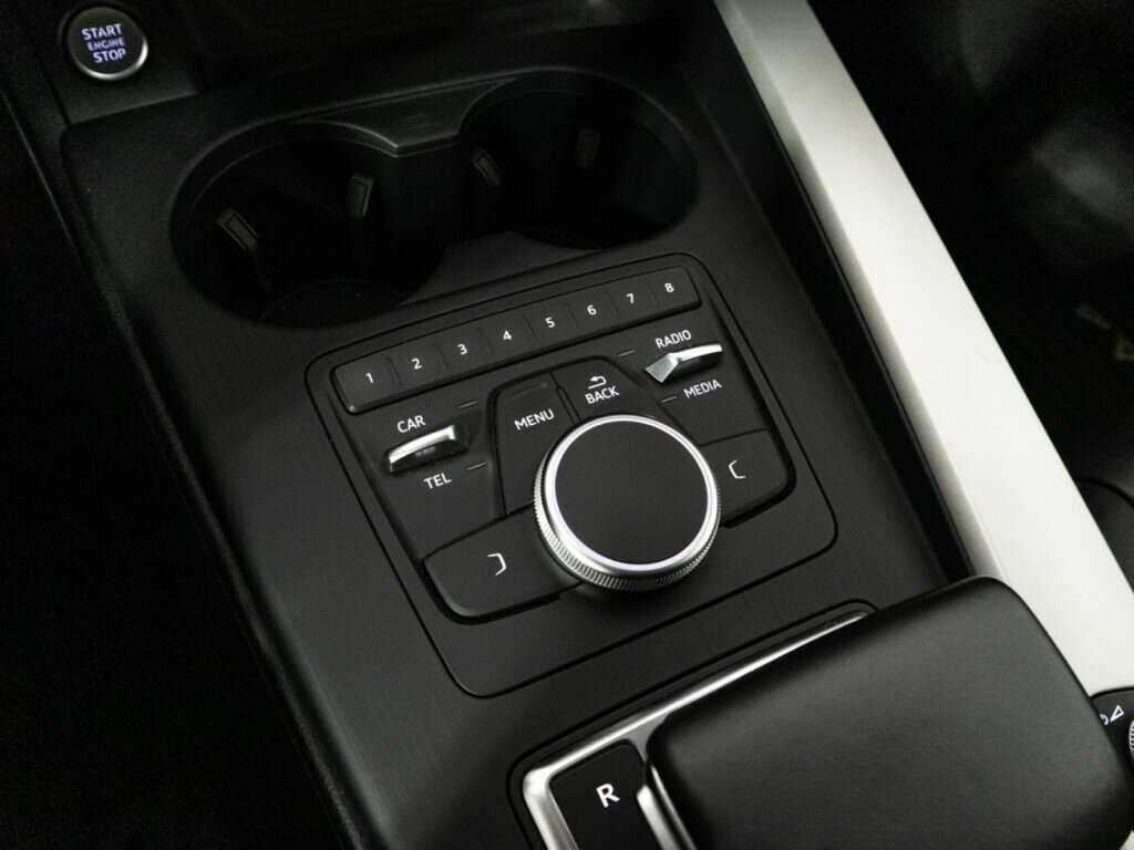 Audi A4, 2019 Фото №17