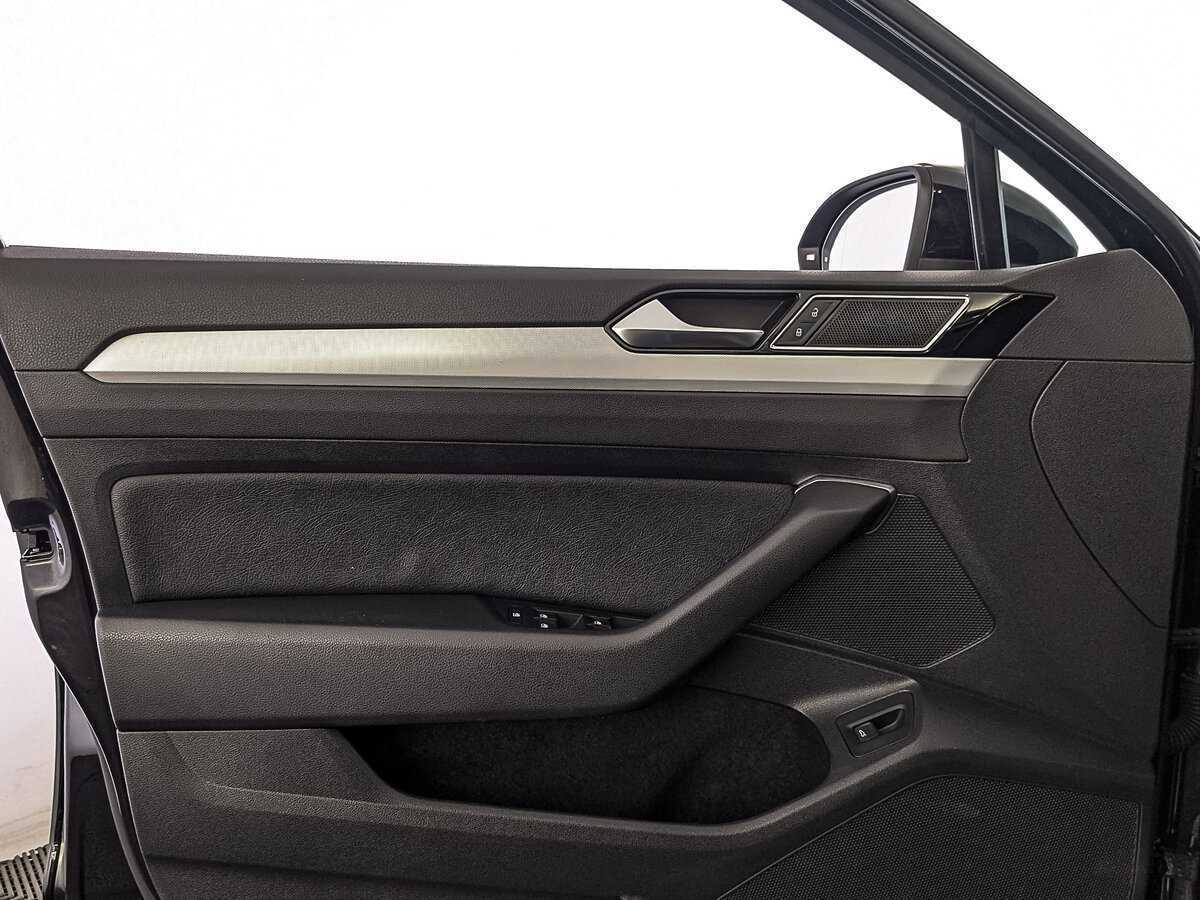 Volkswagen Passat, 2016 Фото №19