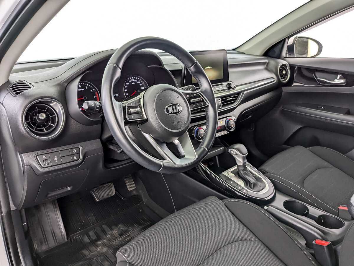 Kia Cerato, 2021 Фото №16