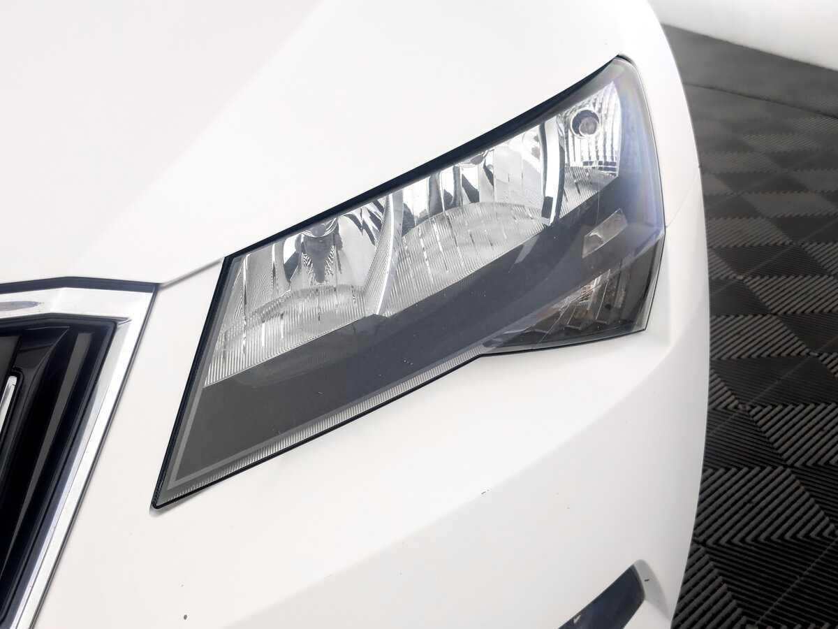 Skoda Superb, 2017 Фото №17