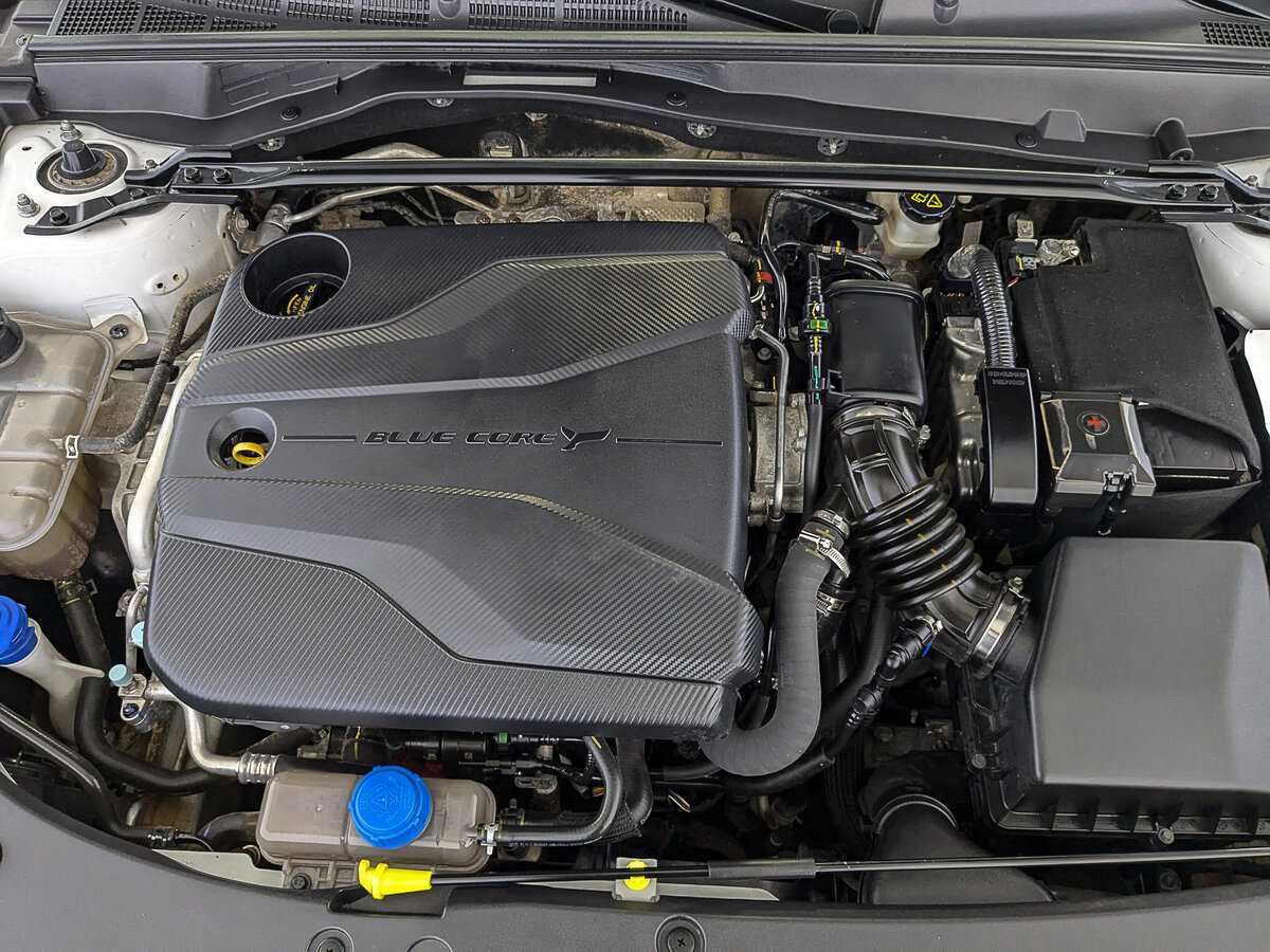 Changan UNI-V, 2023 Фото №9