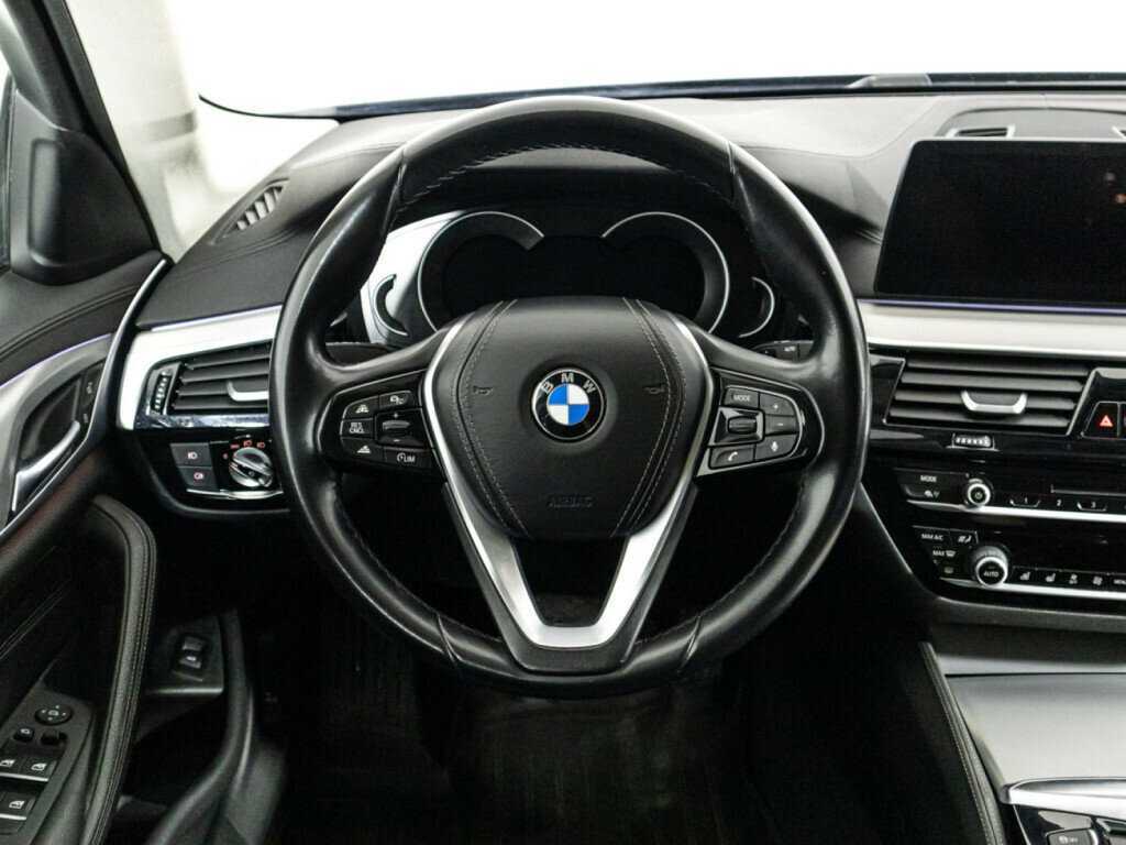 BMW 5 серии 520d xDrive, 2018 Фото №23