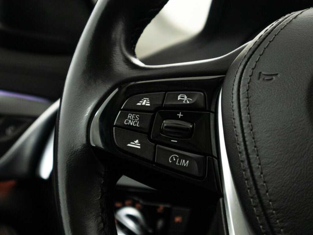 BMW 5 серии 520d xDrive, 2018 Фото №24