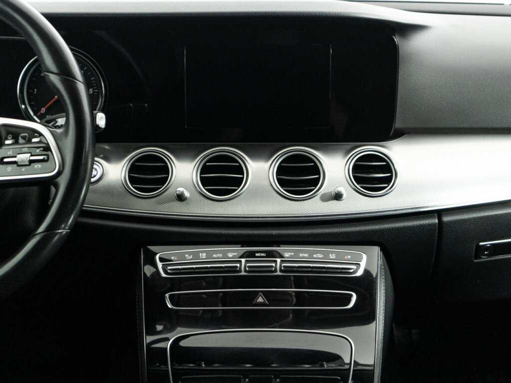 Mercedes-Benz E-Класс 200 d, 2019 Фото №14