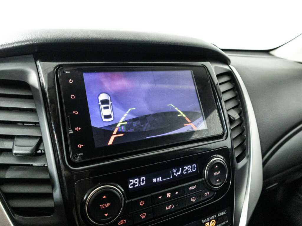 Mitsubishi Pajero Sport, 2018 Фото №17