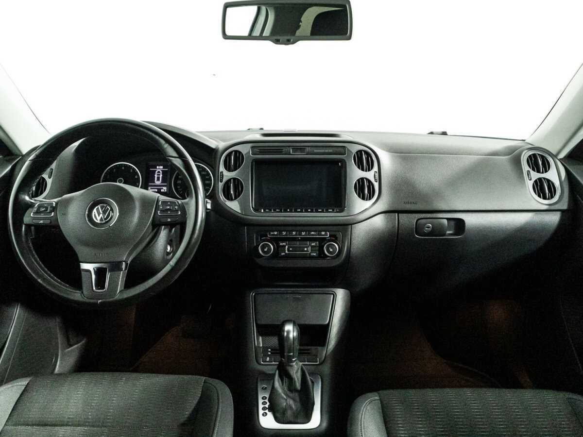 Volkswagen Tiguan, 2015 Фото №13