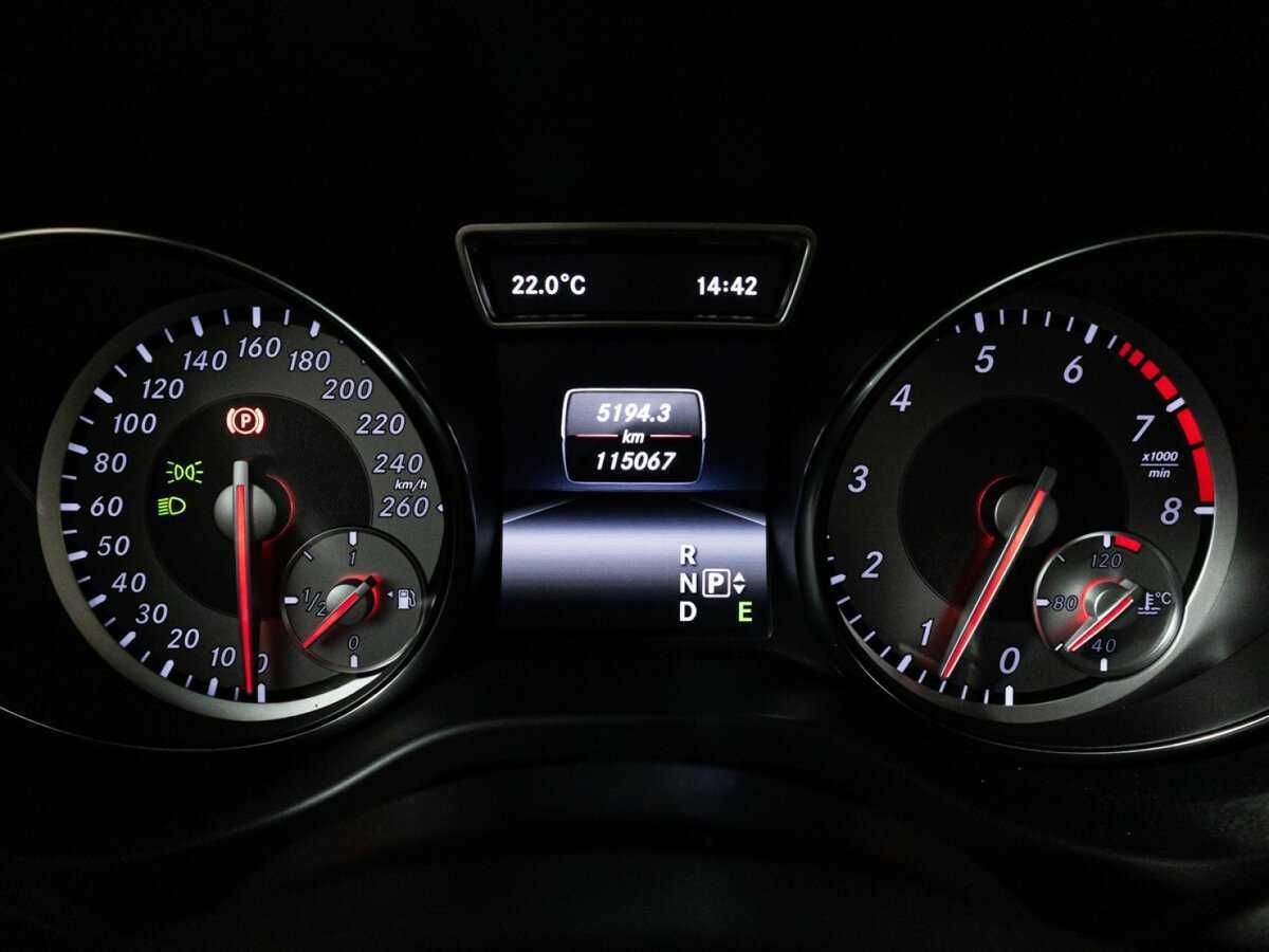 Mercedes-Benz CLA 200, 2015 Фото №12