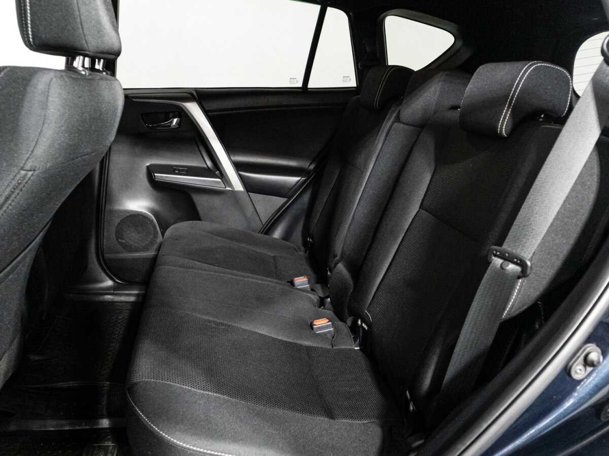 Toyota RAV4, 2019 Фото №10