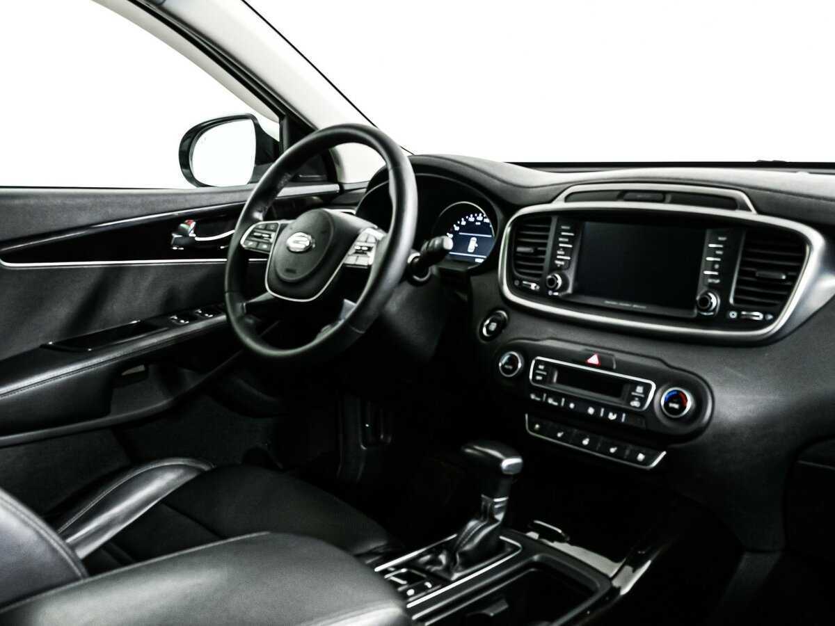 Kia Sorento, 2018 Фото №9