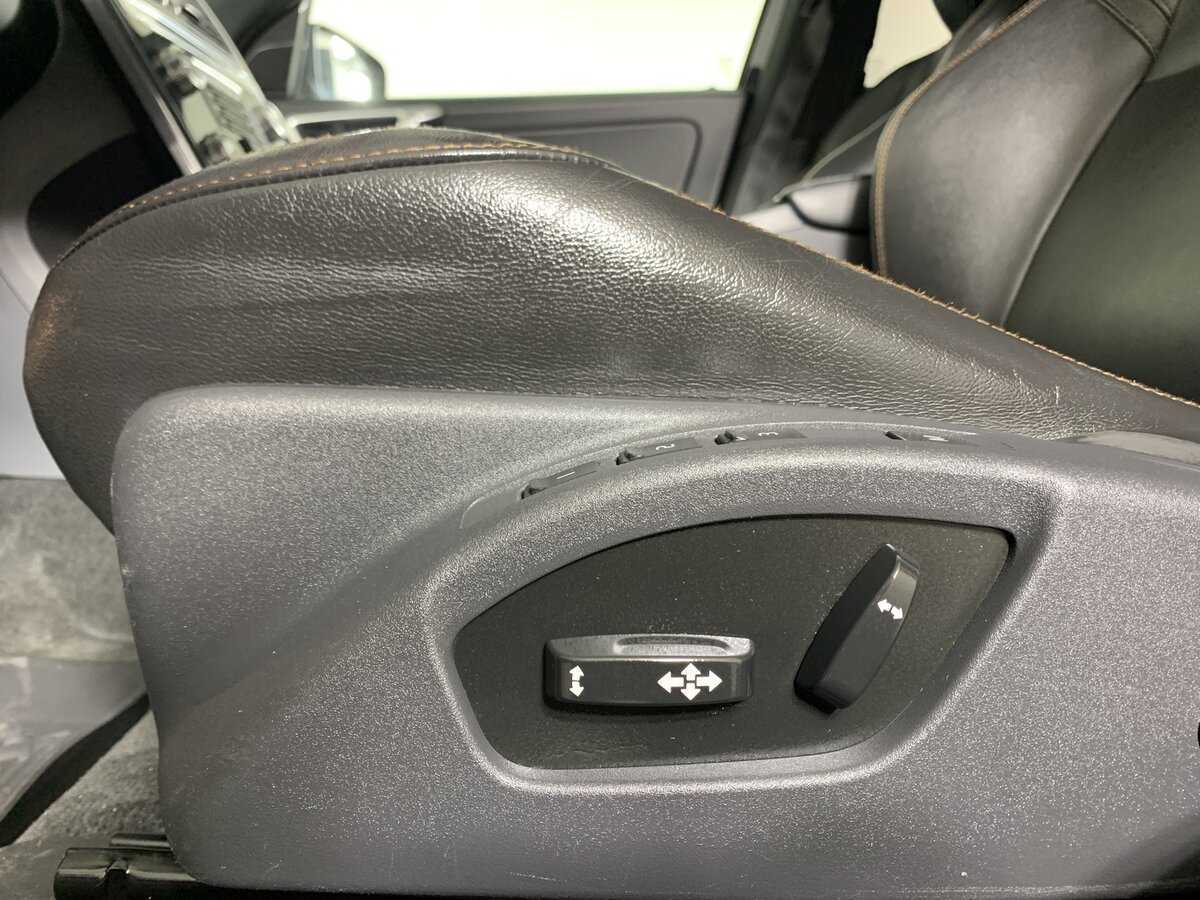 Volvo XC60, 2016 Фото №17