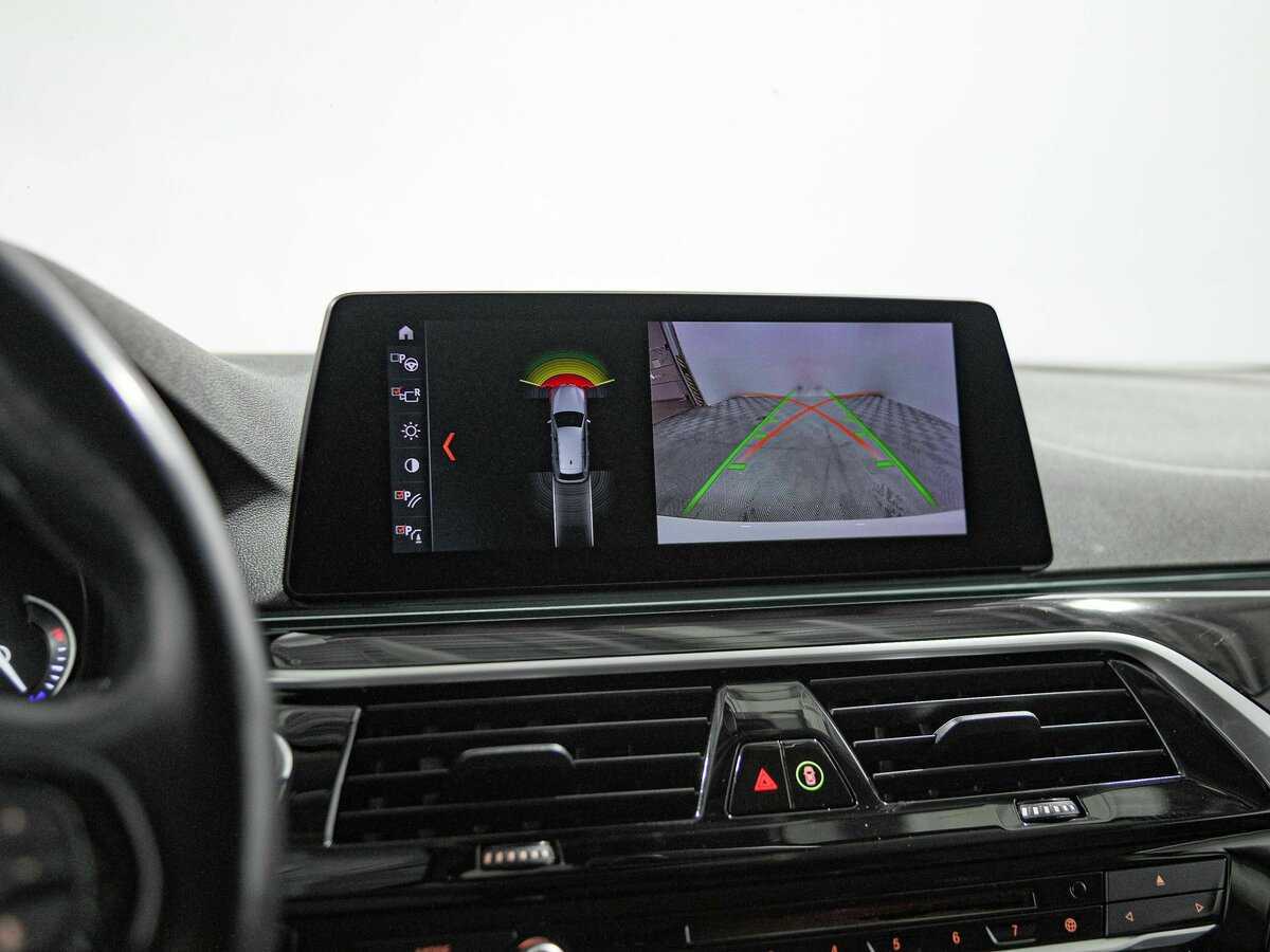 BMW 5 серии 520d xDrive, 2018 Фото №11