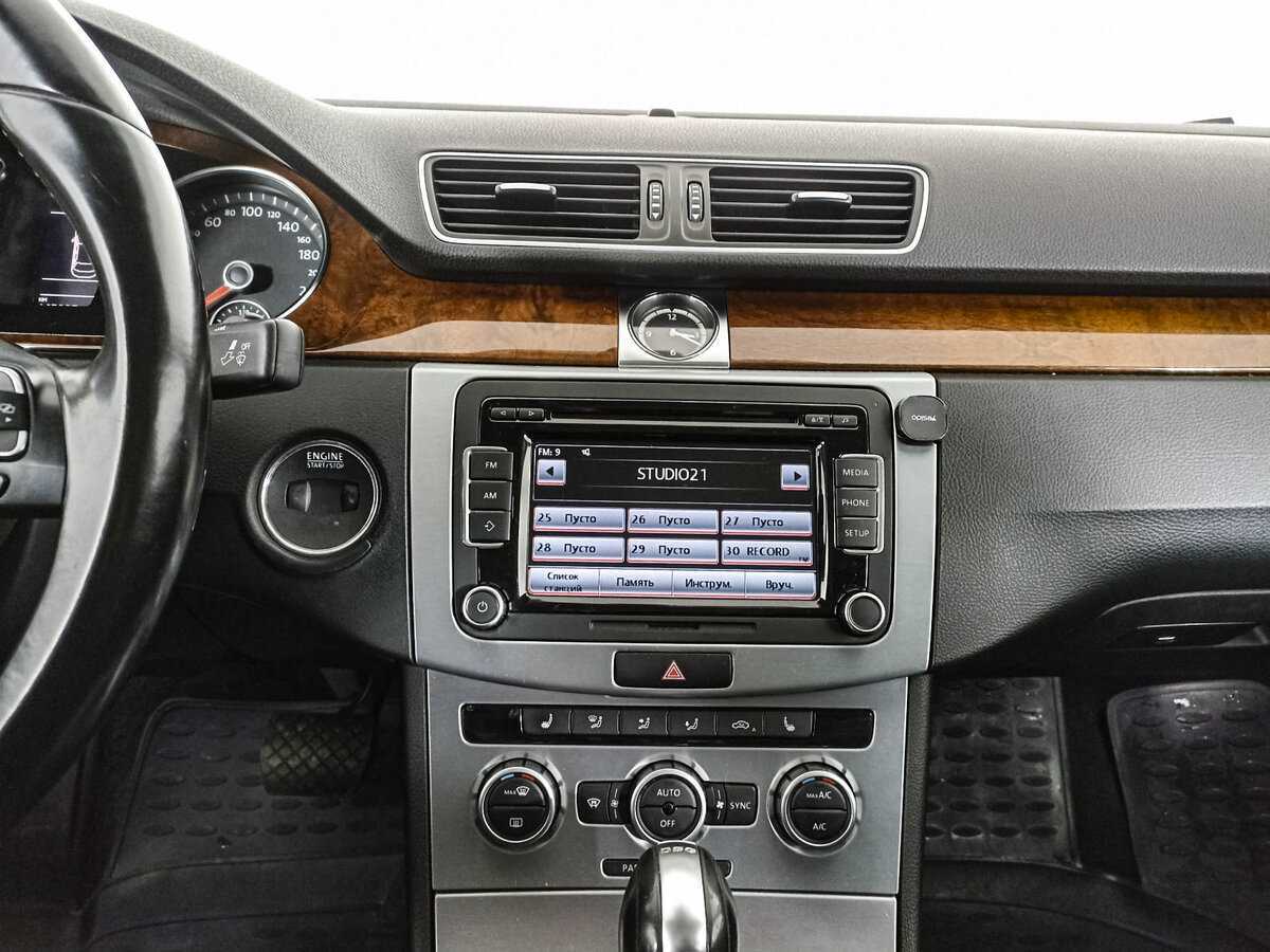 Volkswagen Passat CC, 2013 Фото №13