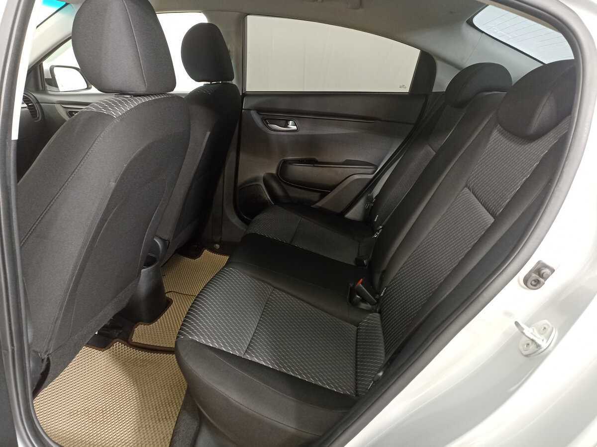 Kia Rio, 2017 Фото №12