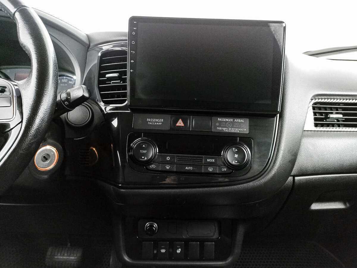 Mitsubishi Outlander, 2018 Фото №14