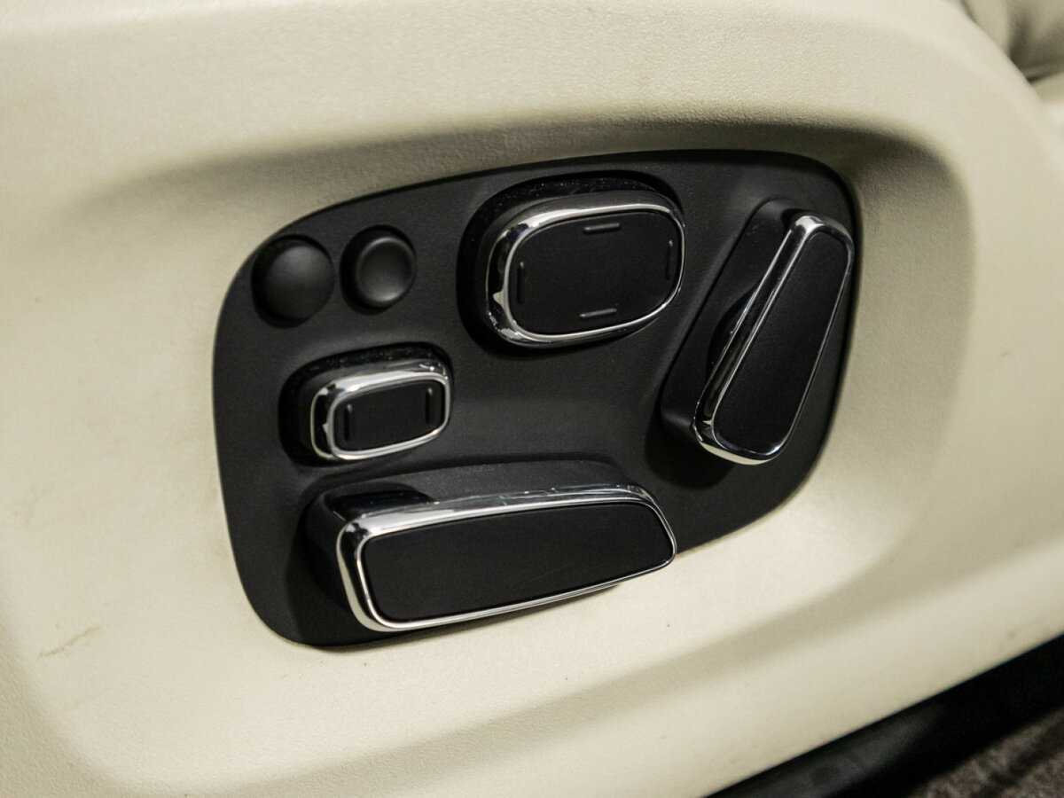 Jaguar XJ, 2015 Фото №17