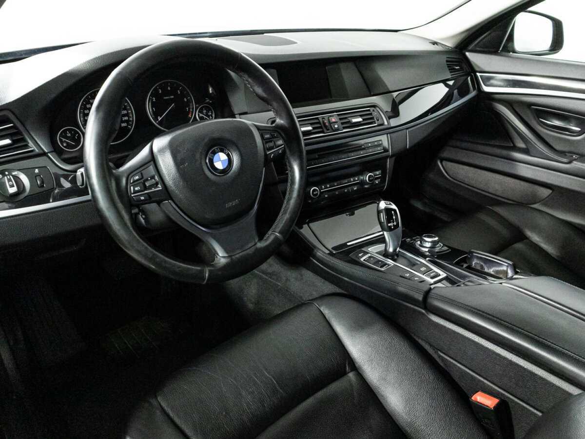 BMW 5 серии 528i xDrive, 2012 Фото №11