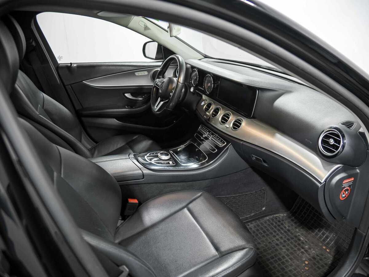 Mercedes-Benz E-Класс 200, 2019 Фото №17