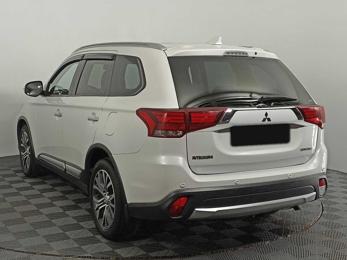 Mitsubishi Outlander, 2017 Фото №6