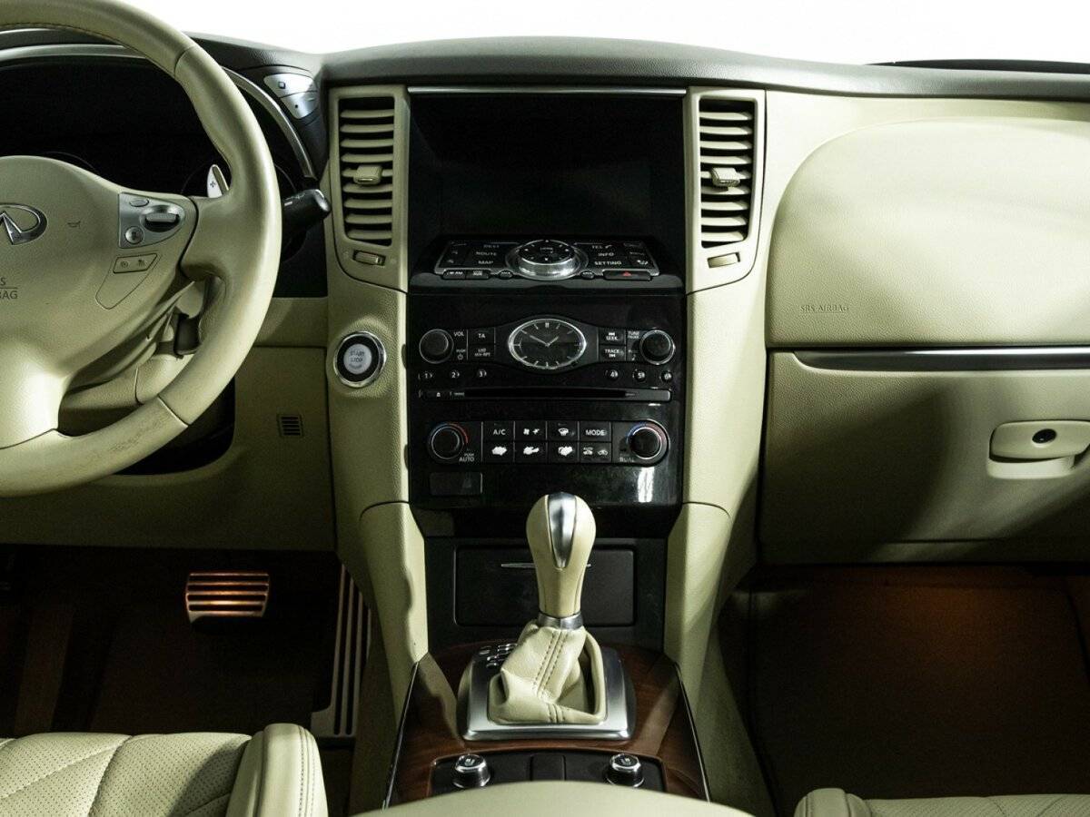 Infiniti FX30d, 2012 Фото №14
