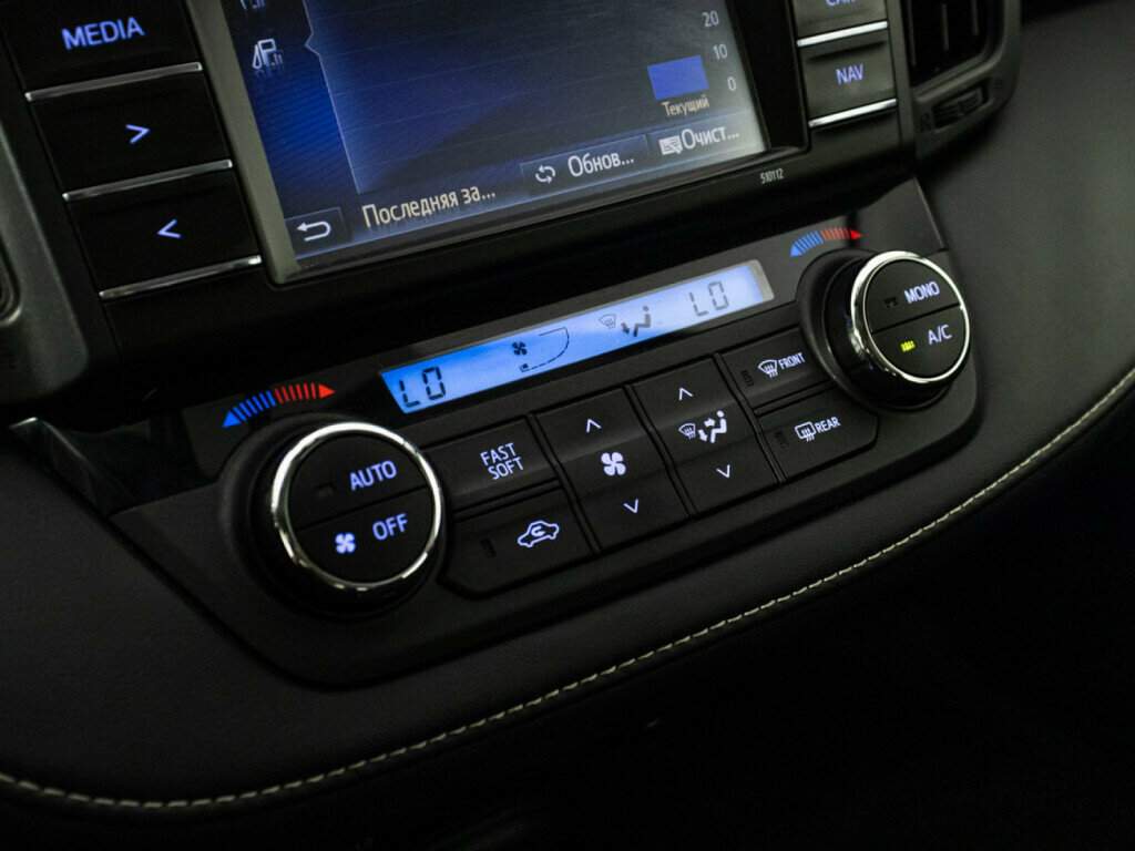 Toyota RAV4, 2016 Фото №15