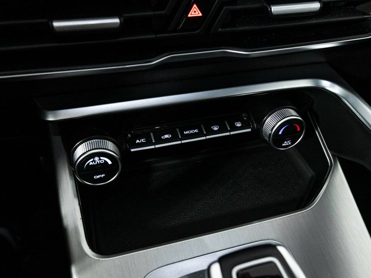 Geely Coolray, 2021 Фото №18