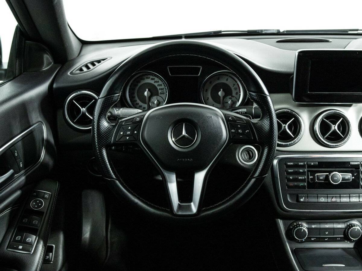 Mercedes-Benz CLA 200, 2014 Фото №19