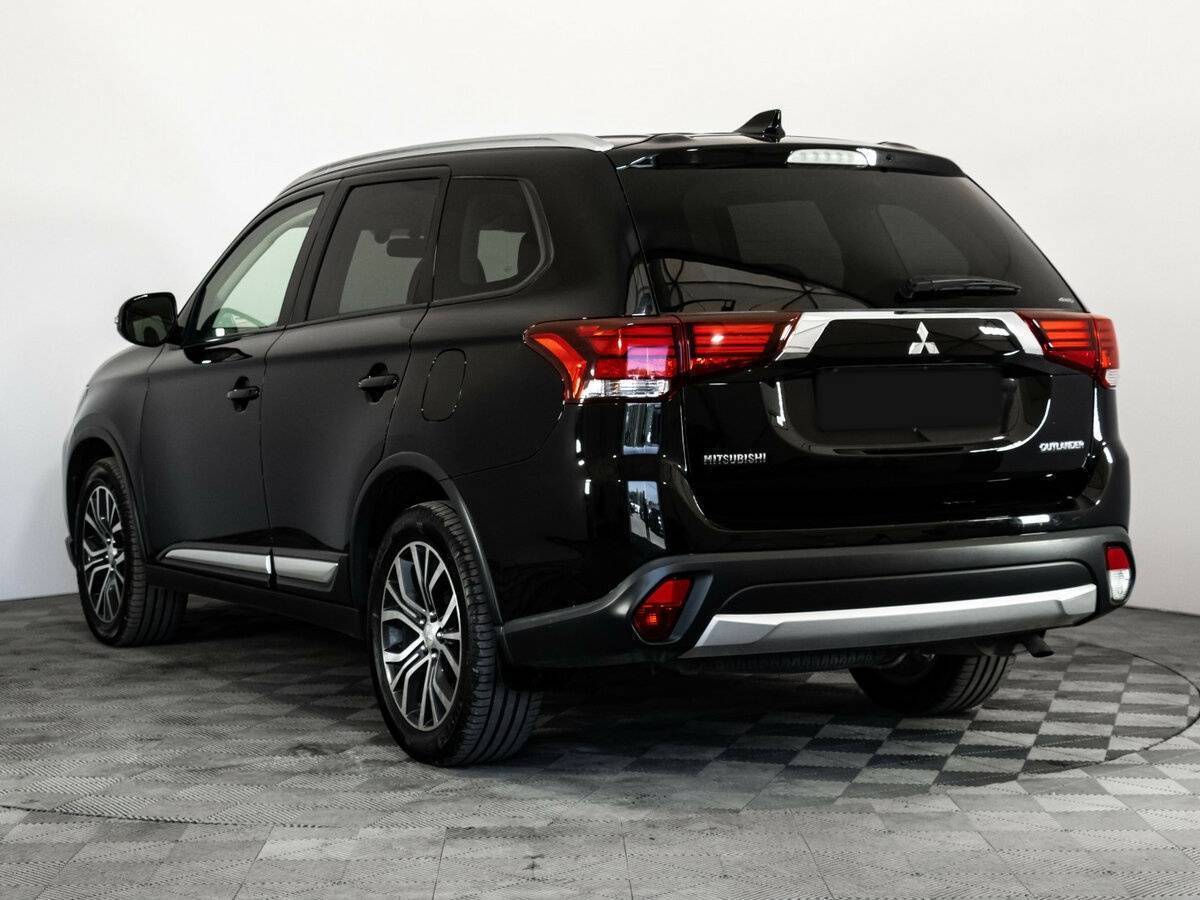 Mitsubishi Outlander, 2018 - 112 633 км. | Фото №6