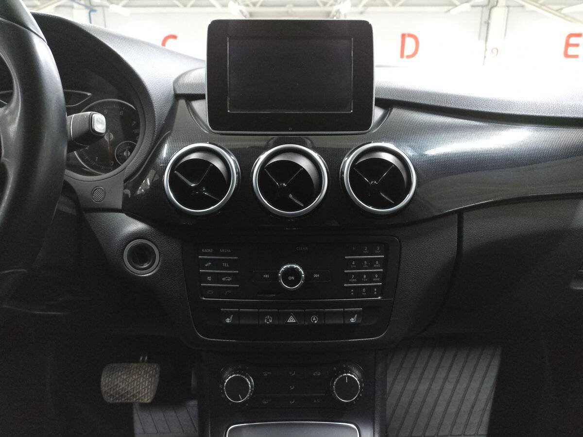 Mercedes-Benz B-Класс 180, 2015 Фото №15