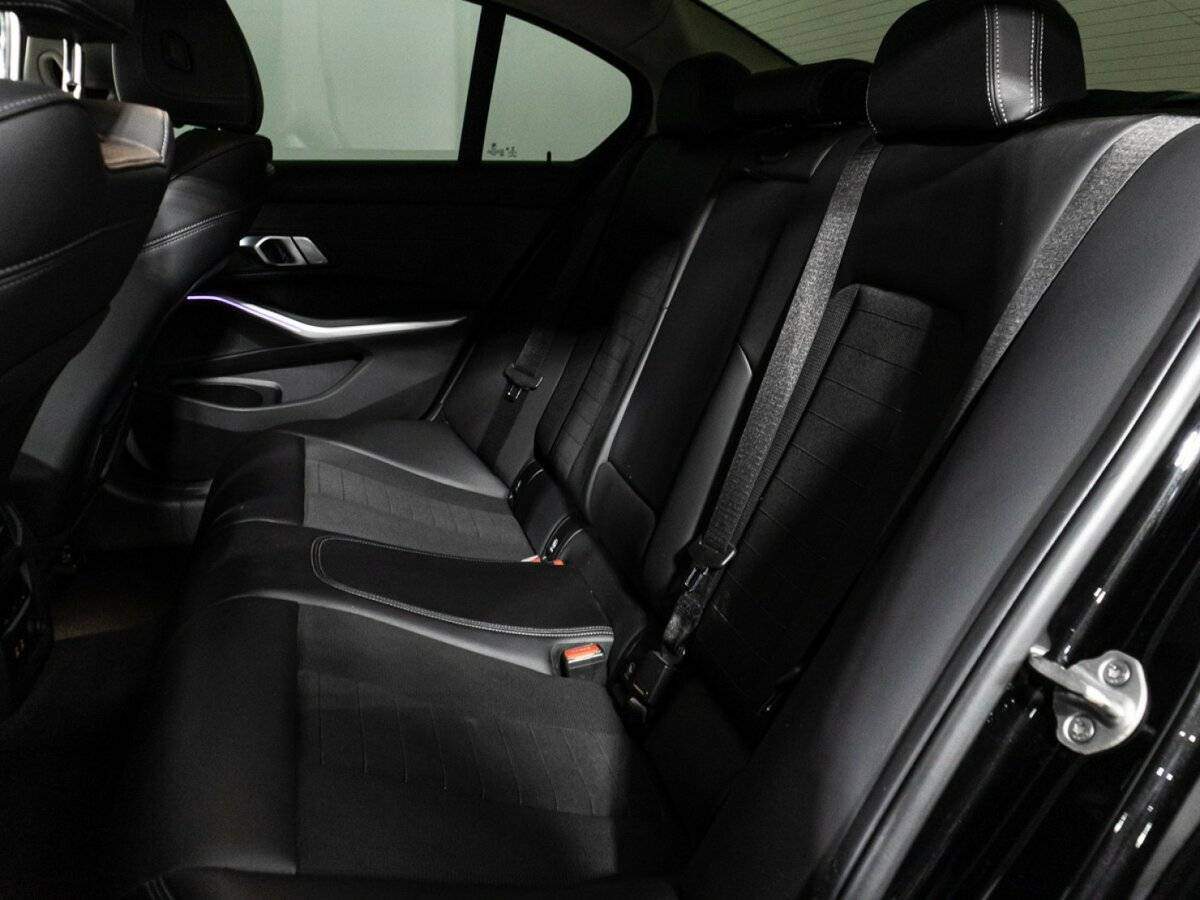 BMW 3 серии 318d, 2019 Фото №10