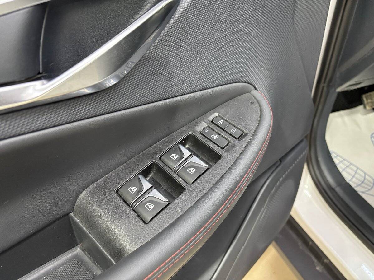 Changan UNI-T, 2023 Фото №7