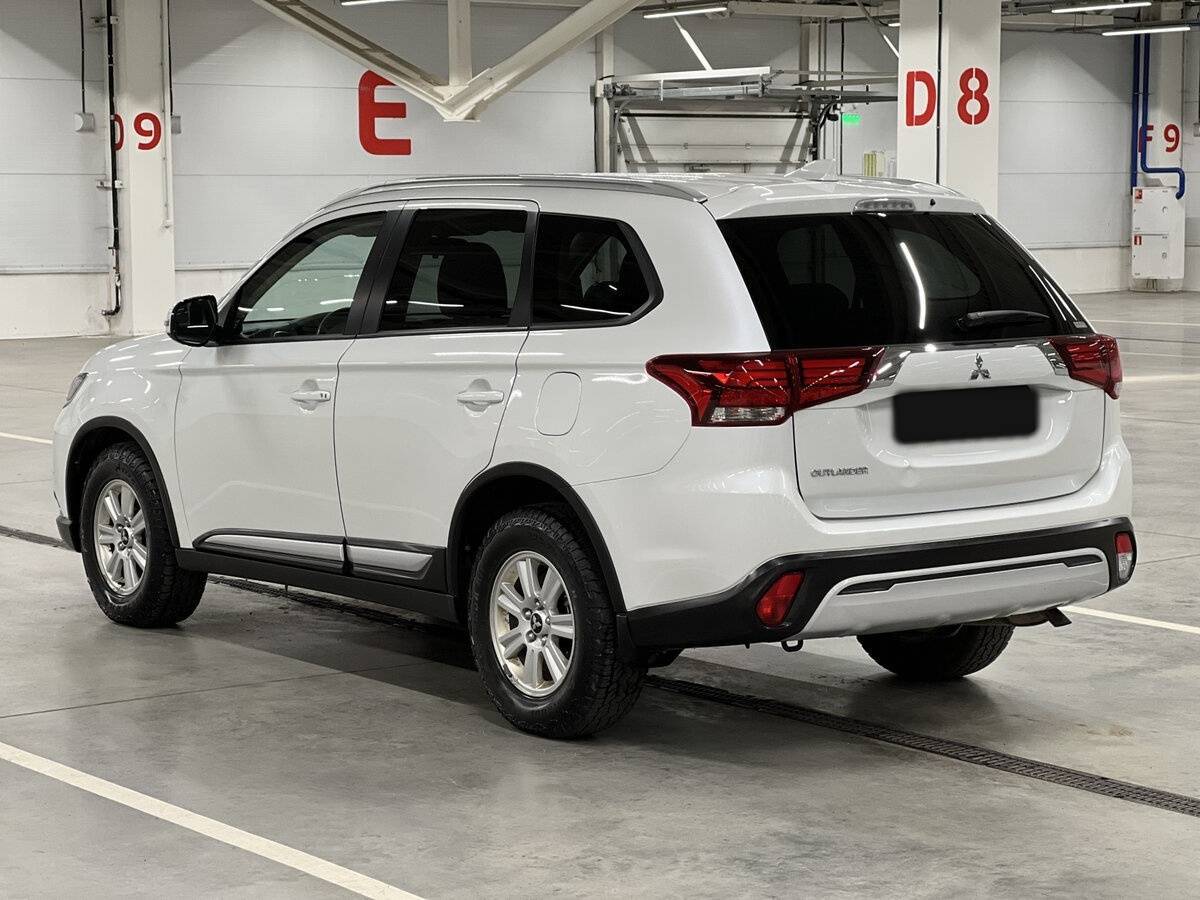 Mitsubishi Outlander, 2021 - 61 052 км. | Фото №7