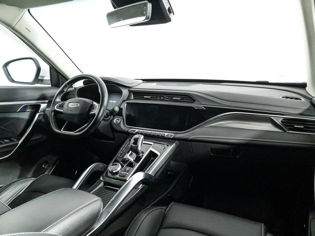 Geely Atlas Pro, 2023 Фото №9