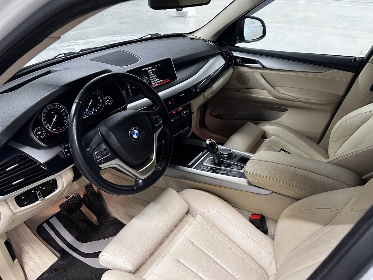 BMW X5 30d, 2015 Фото №16