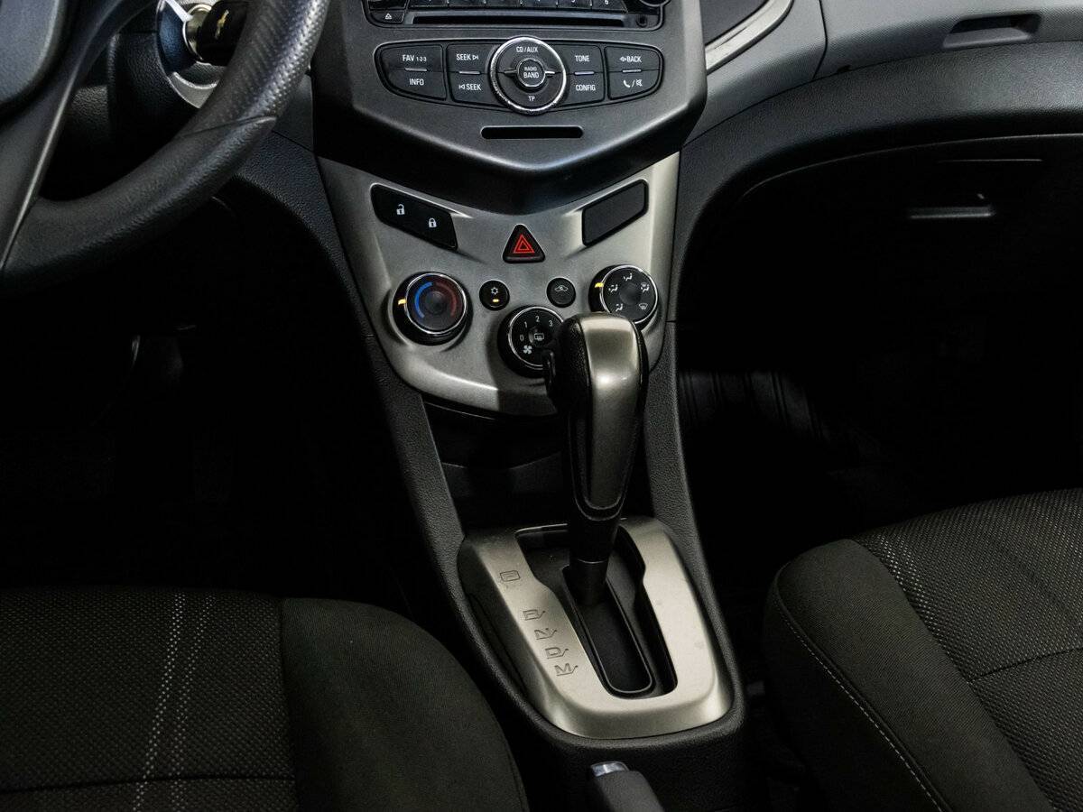 Chevrolet Aveo, 2014 Фото №12
