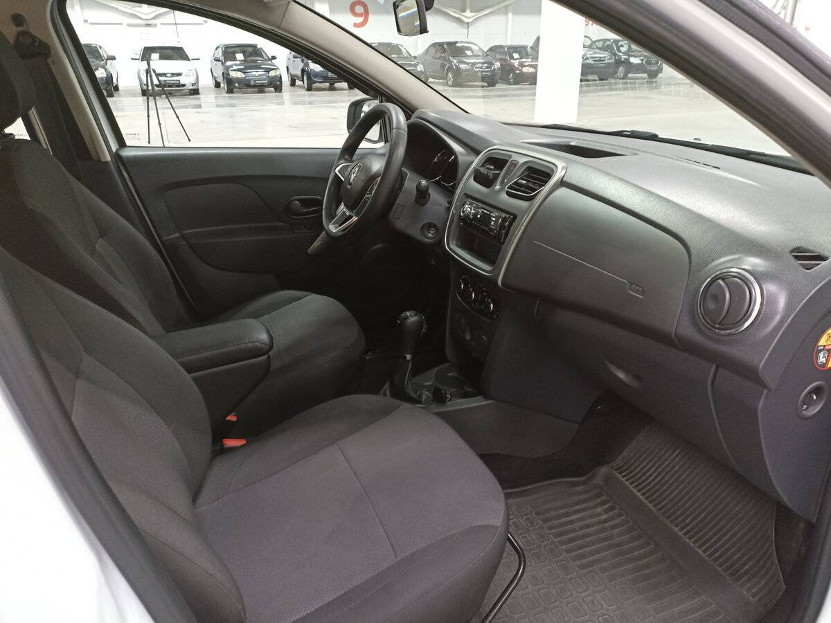 Renault Logan, 2020 Фото №11