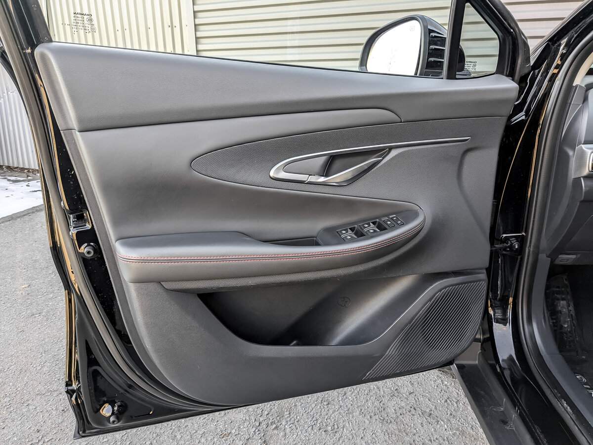 Changan UNI-T, 2023 Фото №19