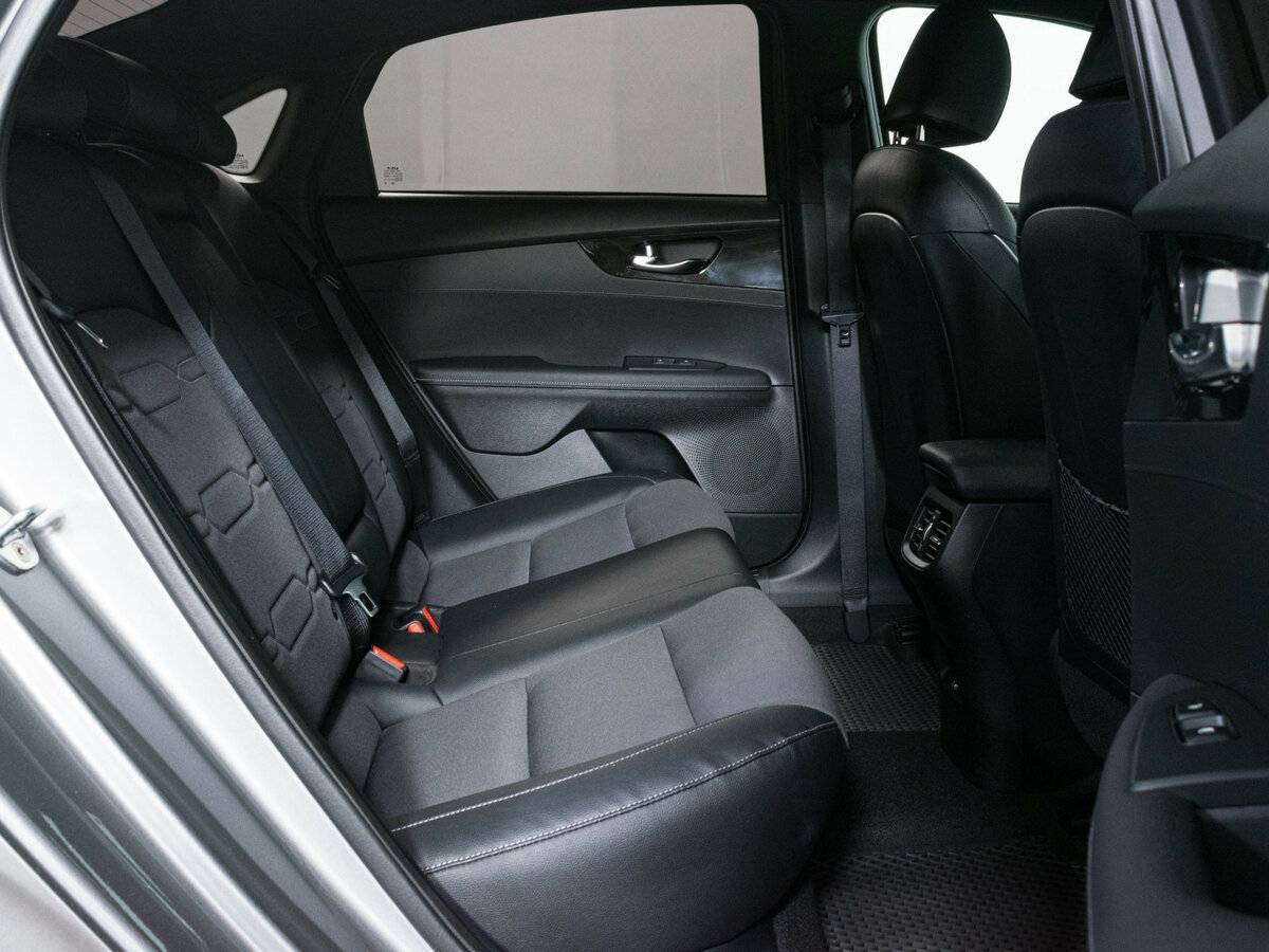 Kia Cerato, 2021 Фото №12