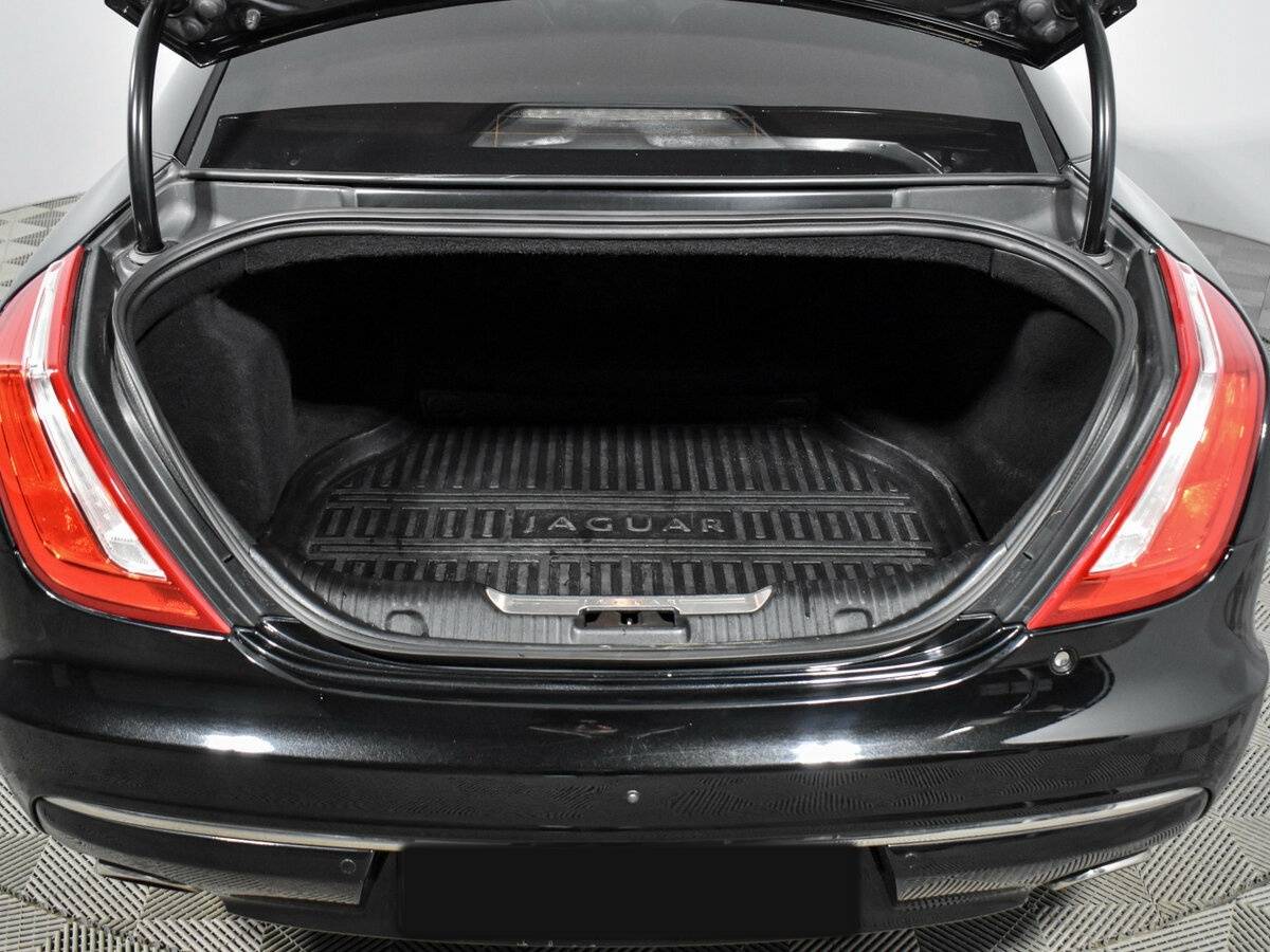 Jaguar XJ Long, 2016 Фото №26