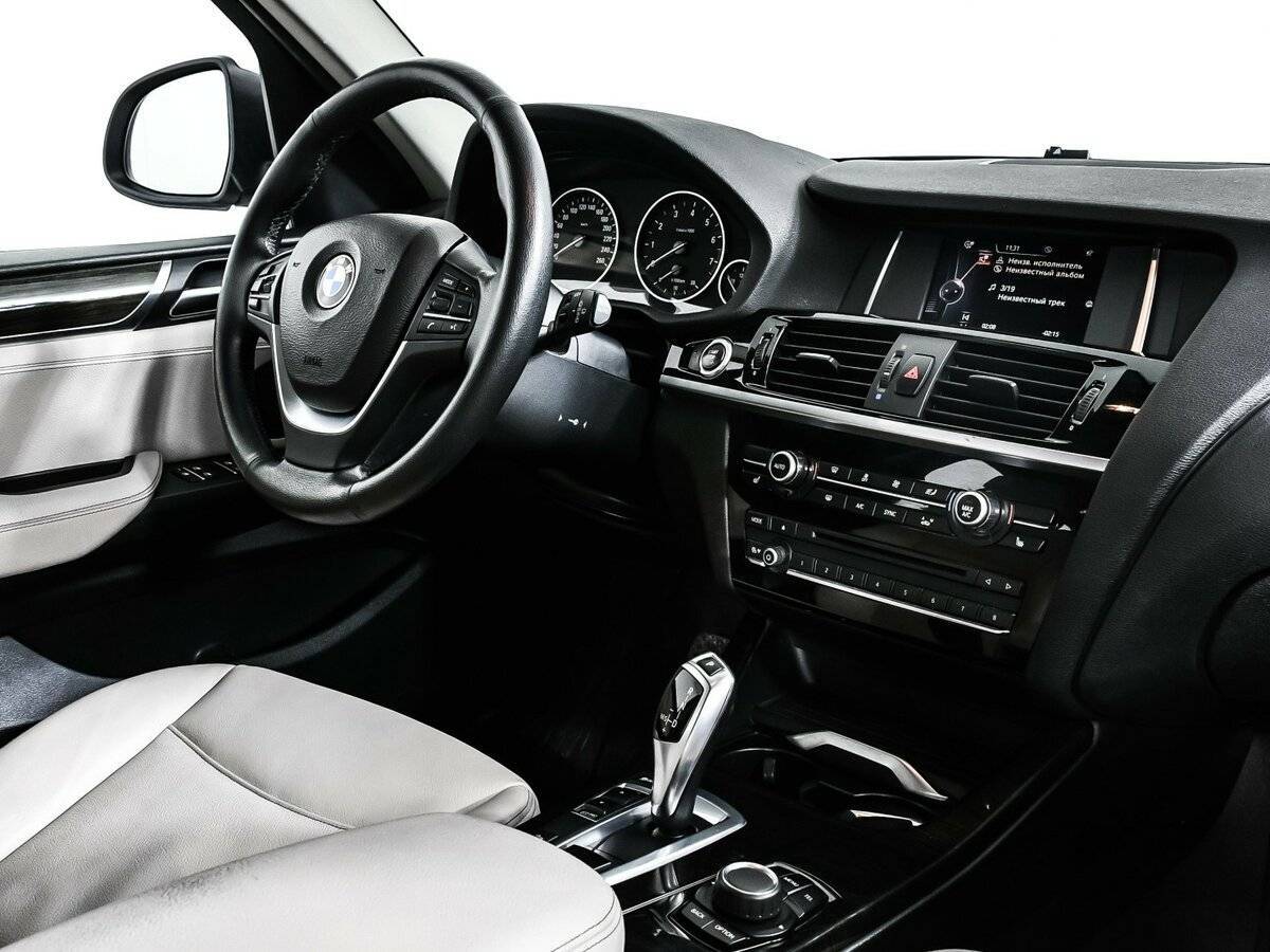 BMW X3 28i xDrive, 2016 Фото №9