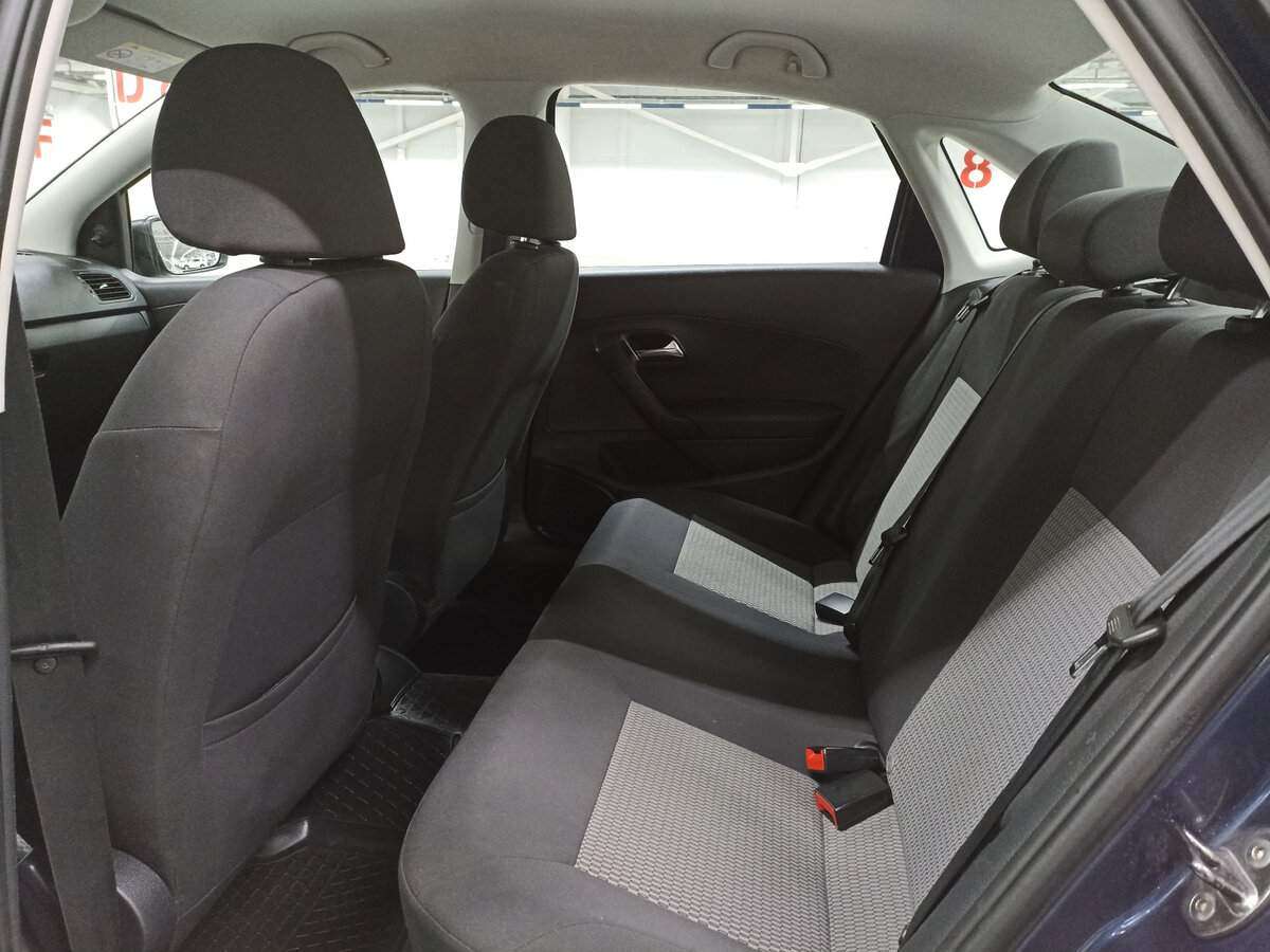 Volkswagen Polo, 2015 Фото №12