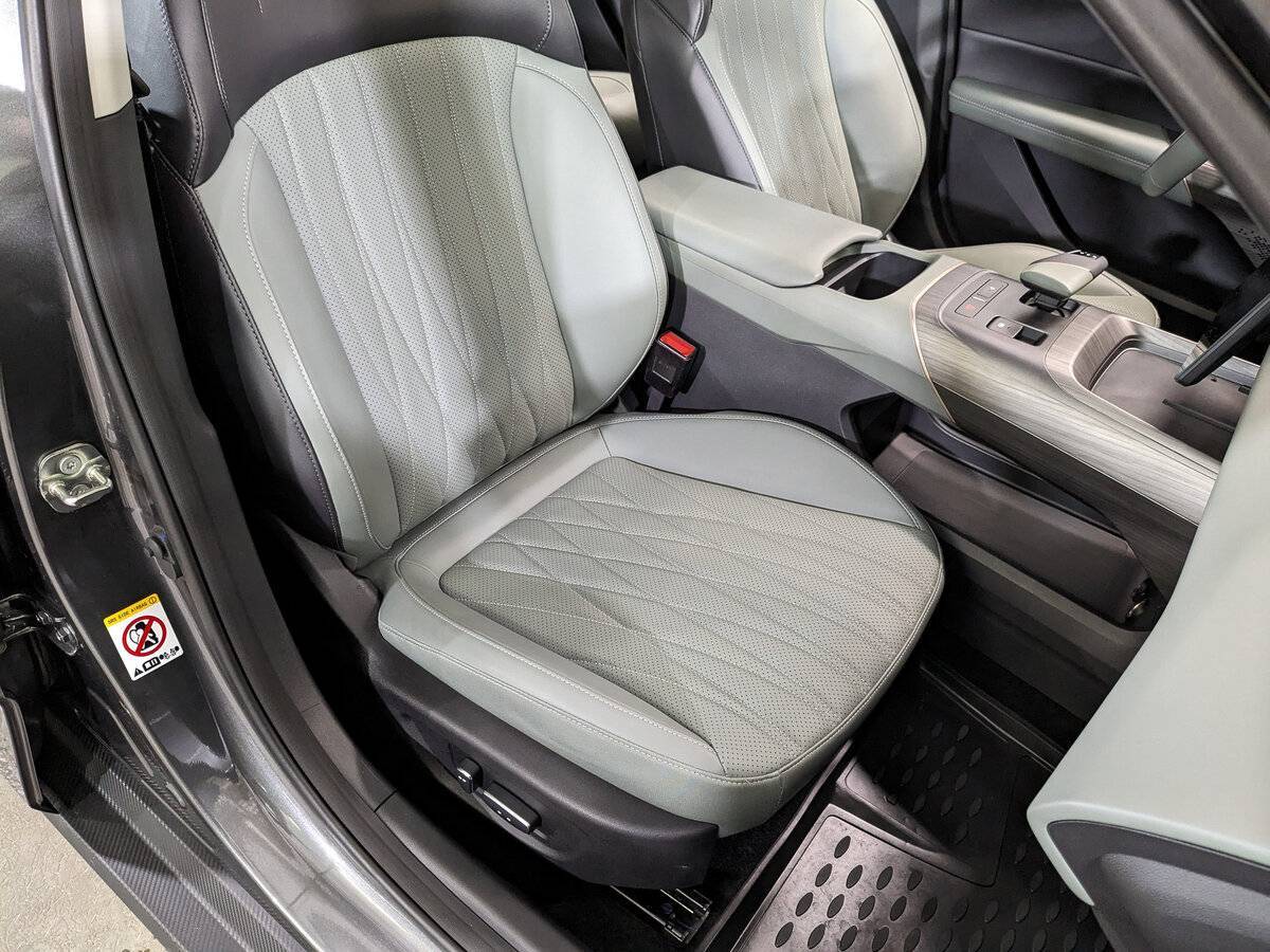 Changan Lamore, 2023 Фото №24