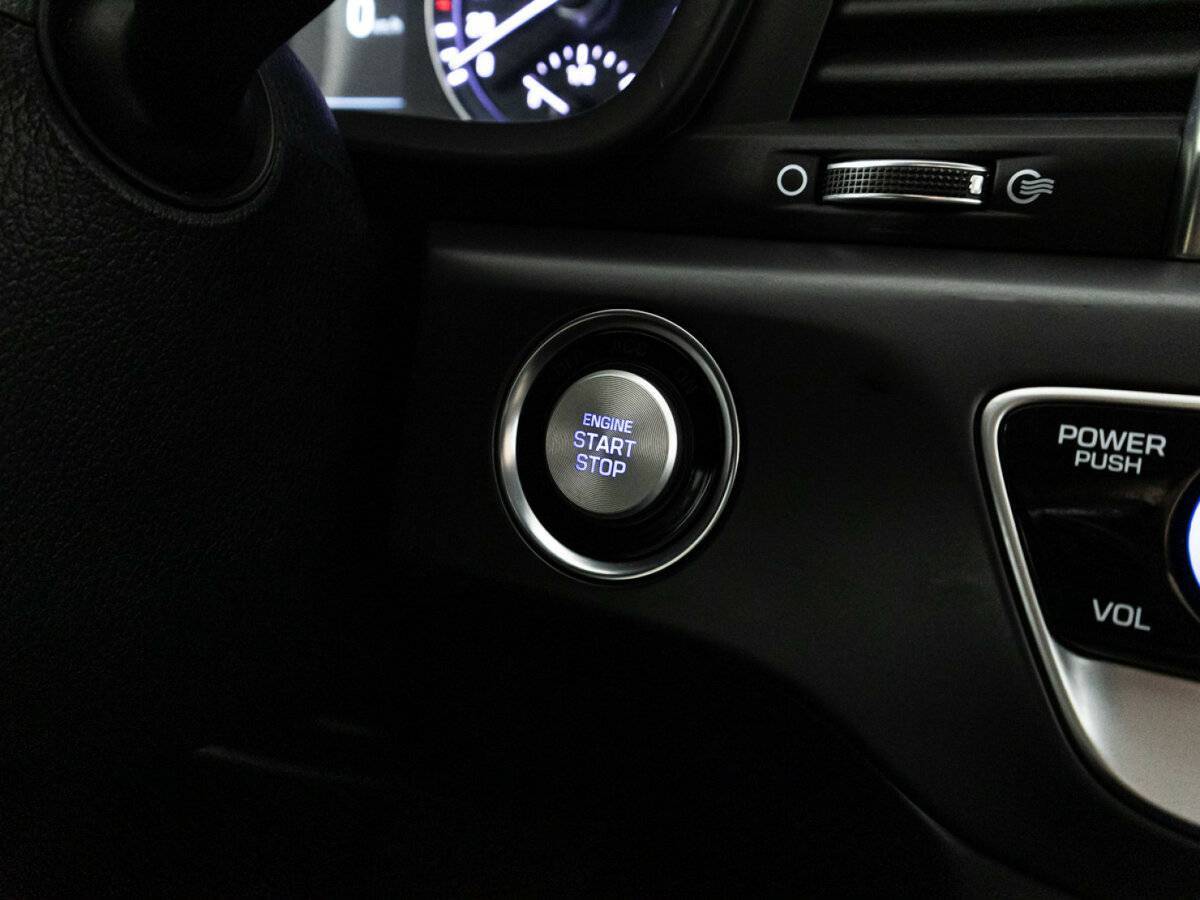 Hyundai Sonata, 2019 Фото №19