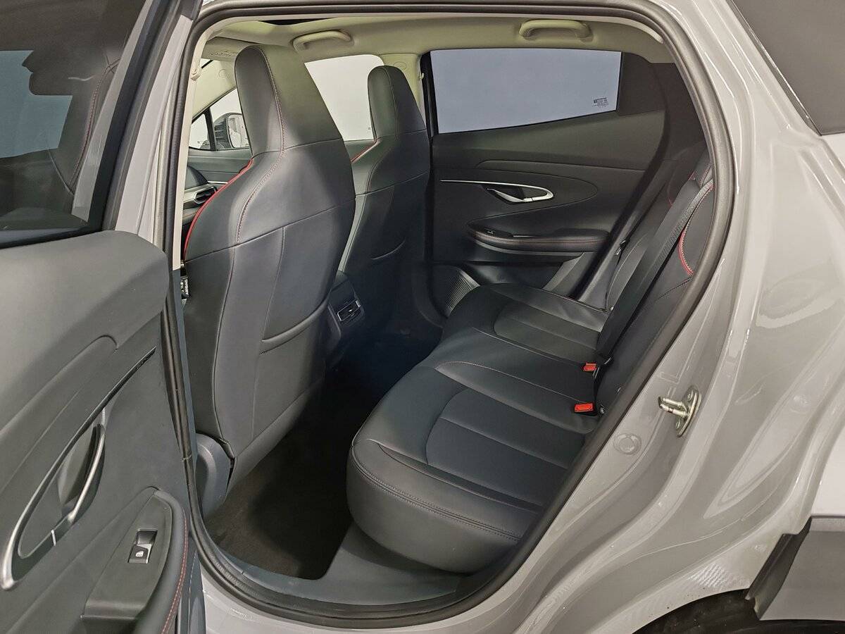 Changan UNI-T, 2023 Фото №12