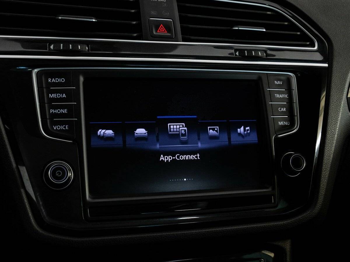 Volkswagen Tiguan, 2017 Фото №21