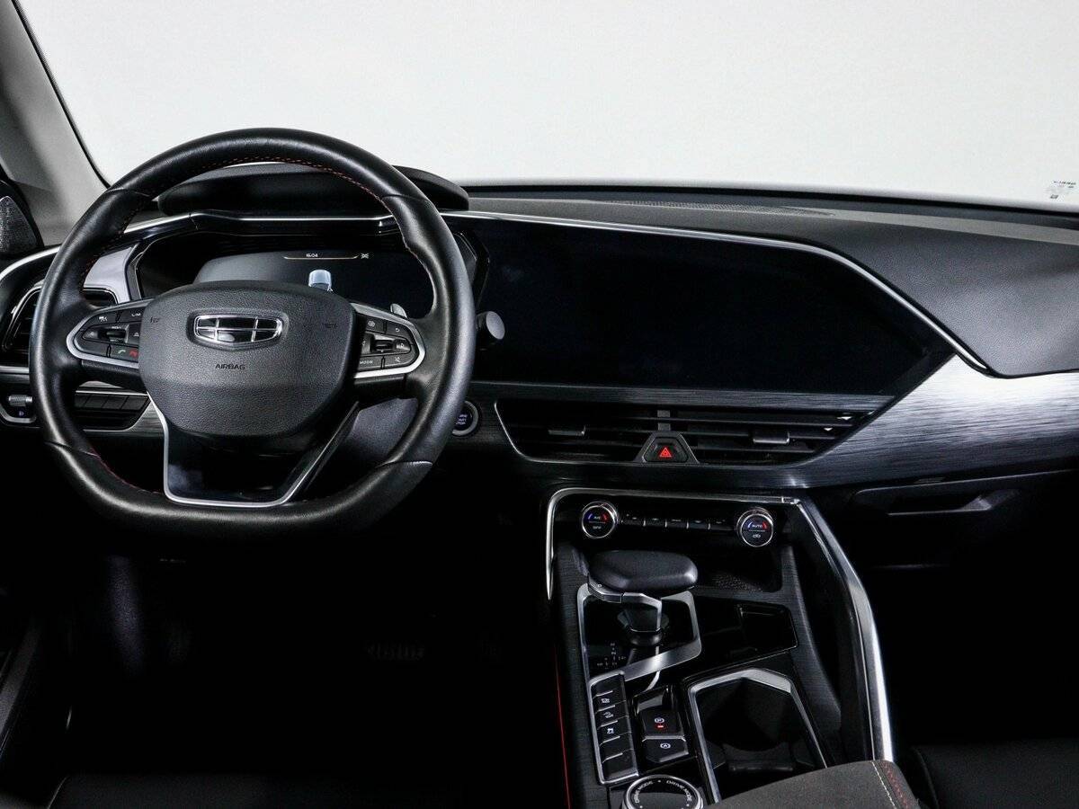 Geely Tugella, 2022 Фото №12