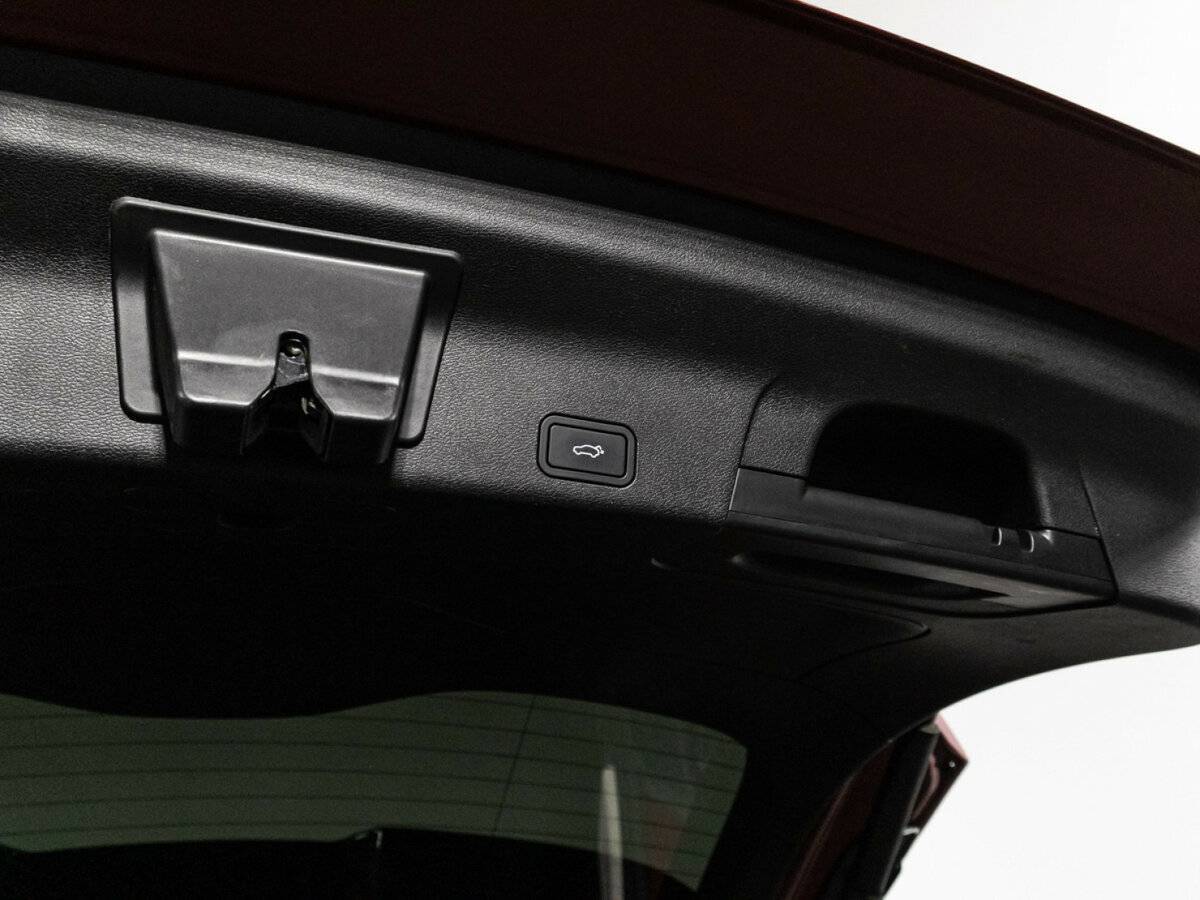 Geely Atlas Pro, 2024 Фото №16