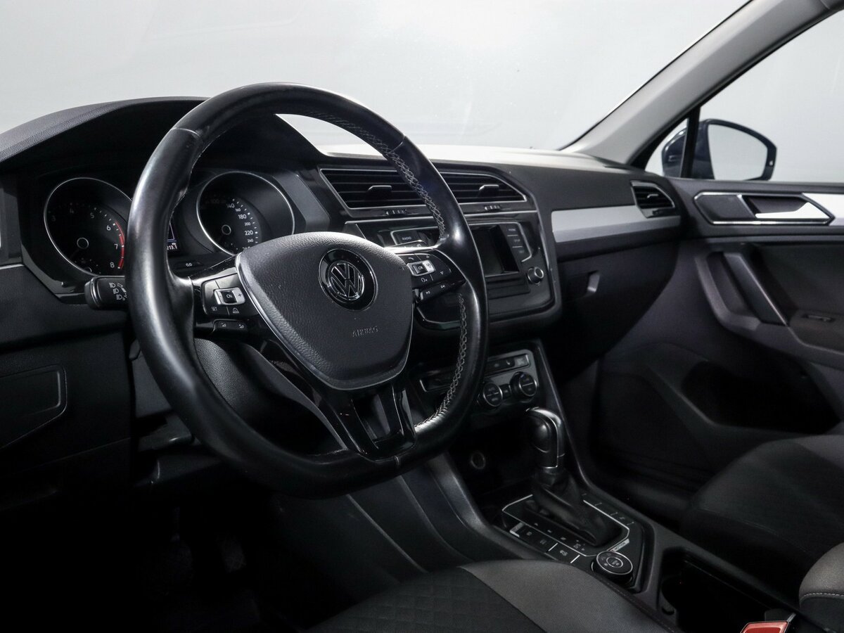 Volkswagen Tiguan II, 2017 Фото №11