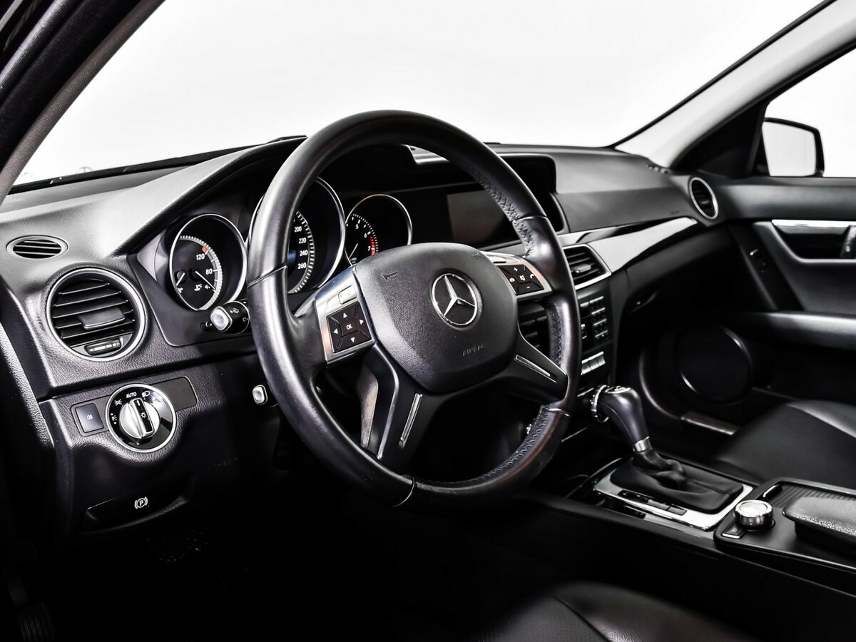 Mercedes-Benz C-Класс 180 III (W204) Рестайлинг, 2013 Фото №12