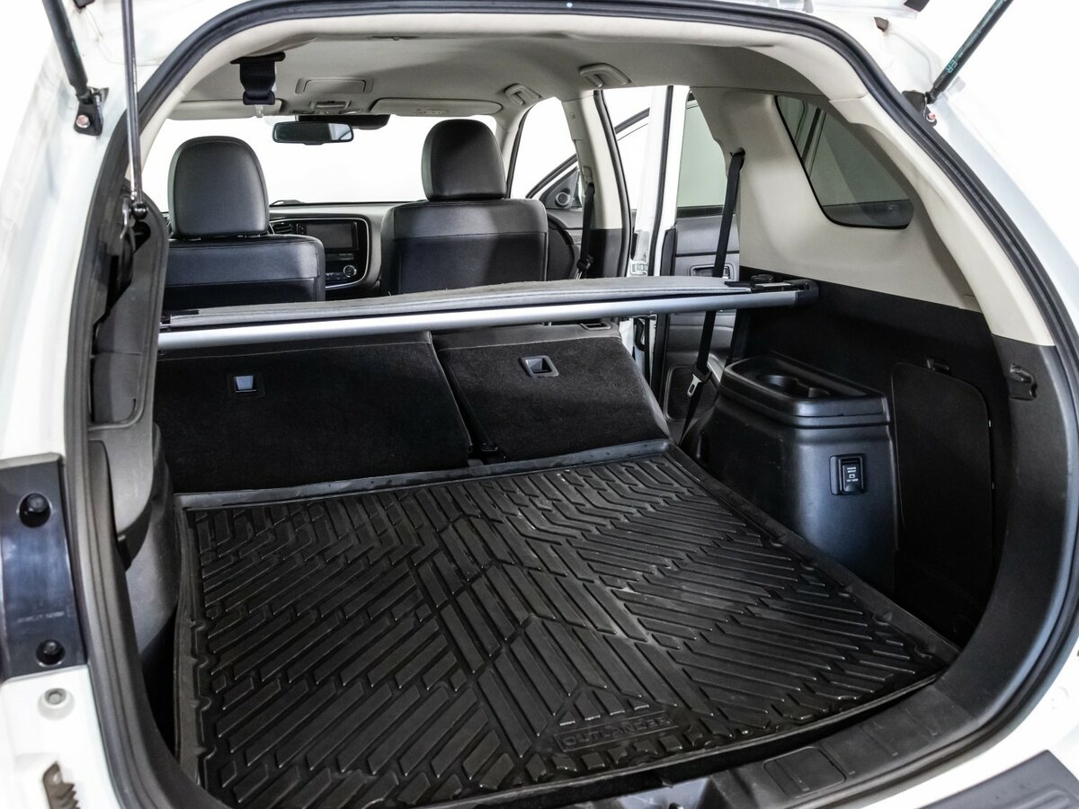 Mitsubishi Outlander III Рестайлинг 2, 2017 Фото №29